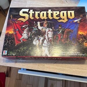 Stratego Battlefield Strategy Game - Multicolor